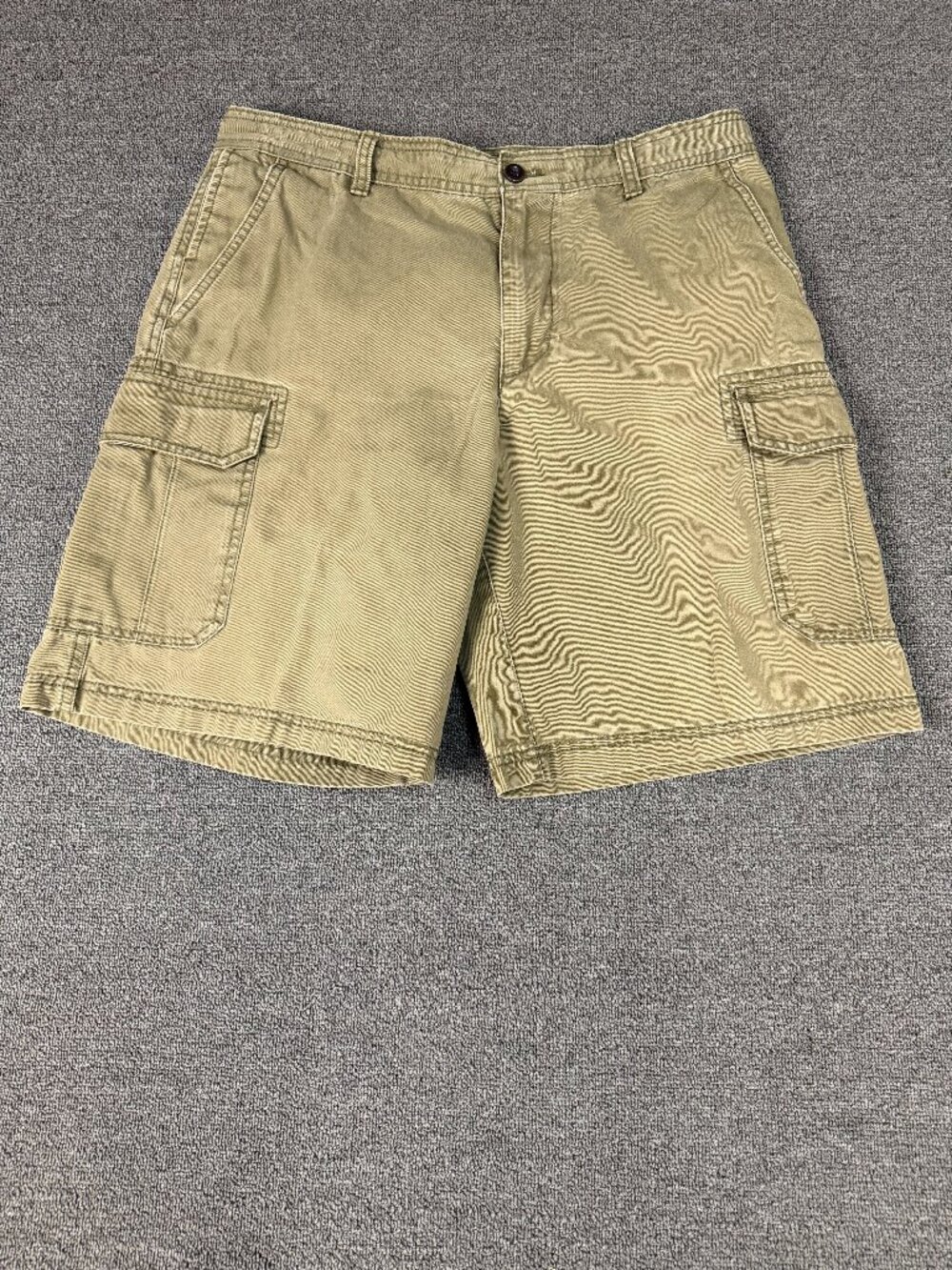 Men's IZOD Dark Khaki Cargo Shorts Sz. 34 Cotton Classic 6 Pocket